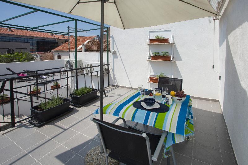 Apartment Alma Split Ngoại thất bức ảnh