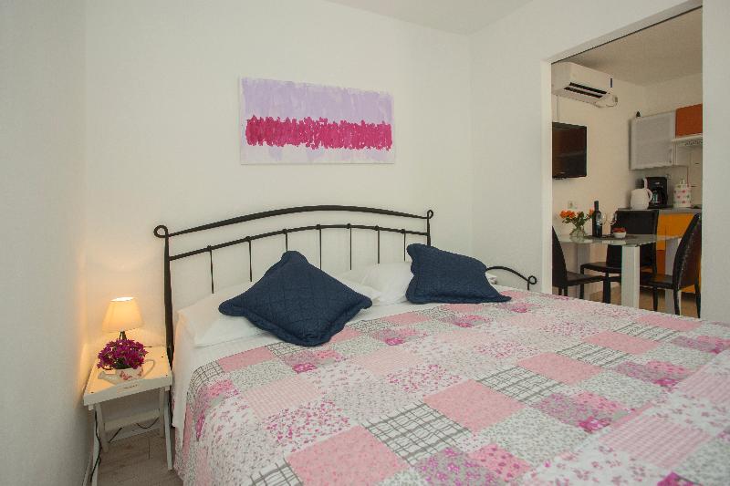 Apartment Alma Split Ngoại thất bức ảnh